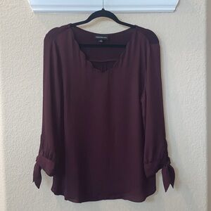 Fortune + Ivy 3/4 Sleeve V-neck Top Color Maroon/Burgundy Size L